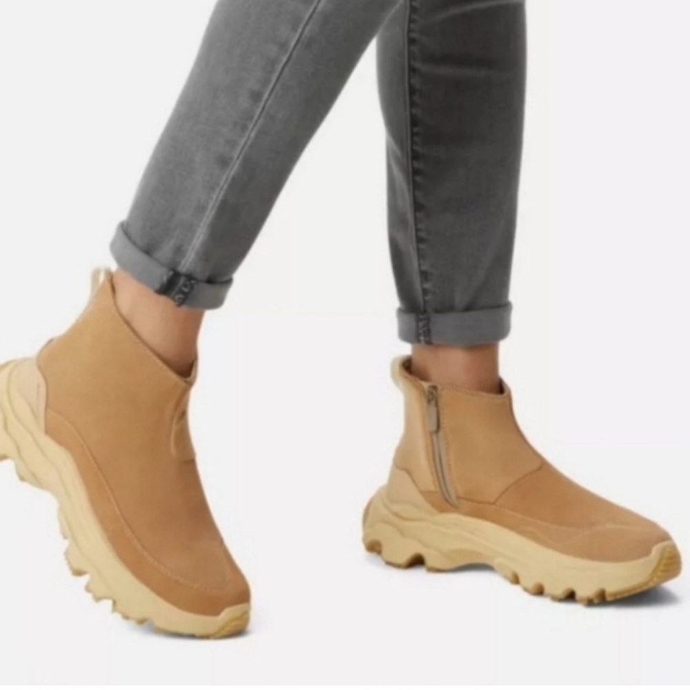 Sorel Tan High-Top Sneakers